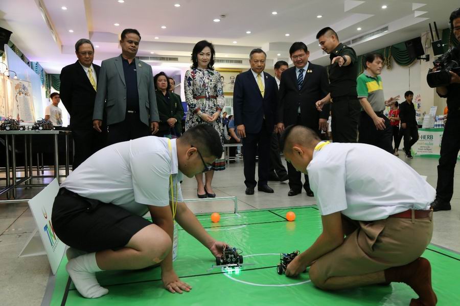 Resize of 180862 190818 0056