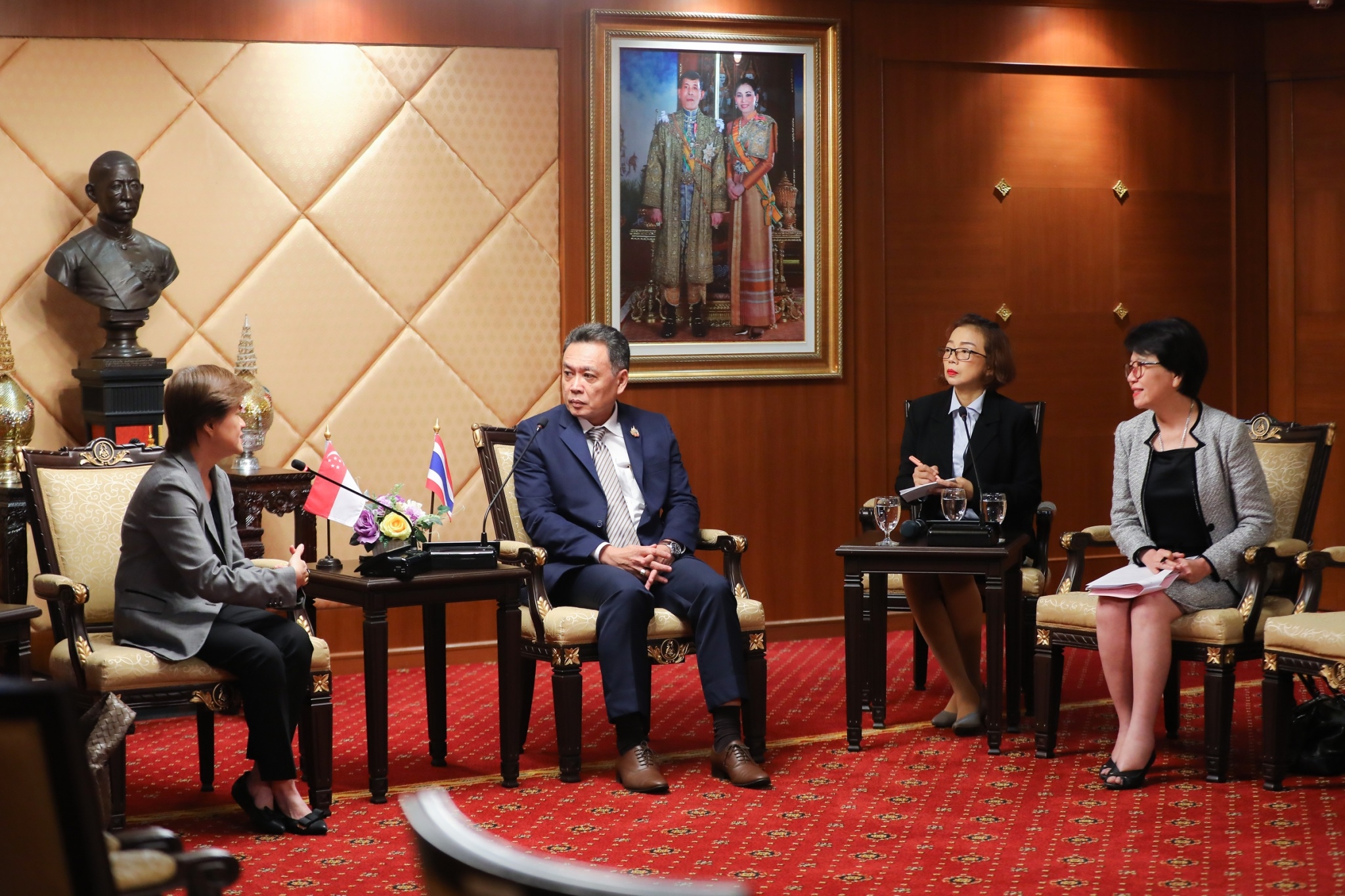 LINE ALBUM 2024.5.16 240517 2