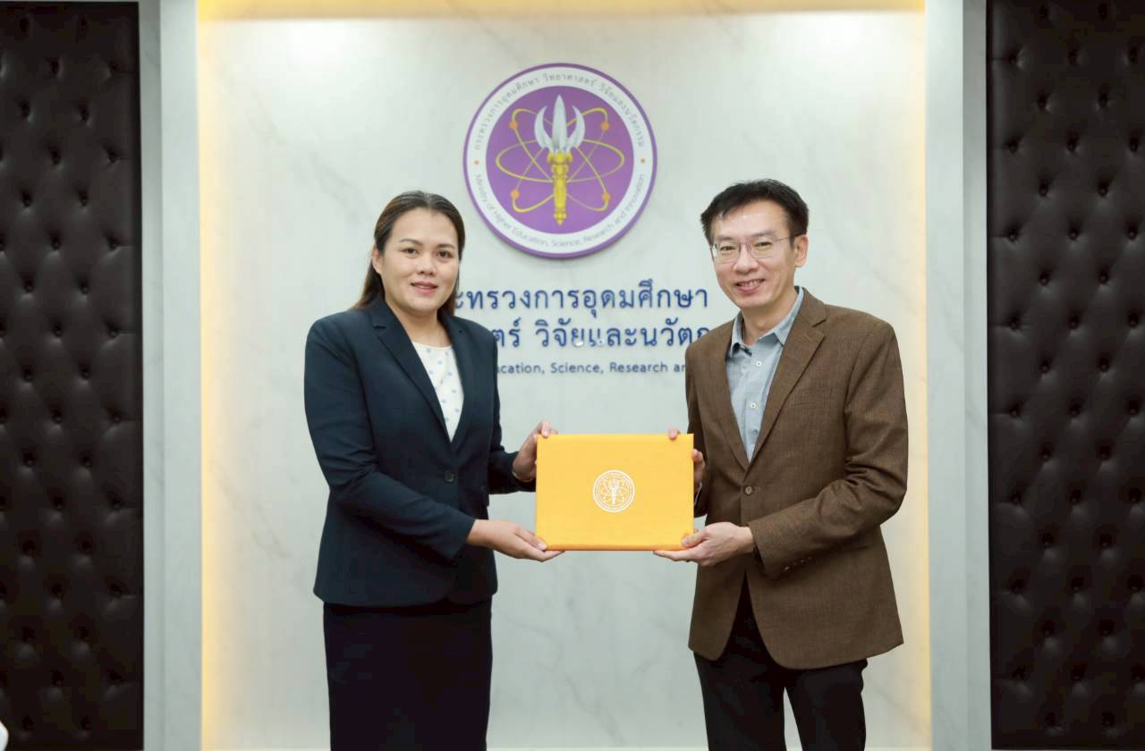 LINE ALBUM 2282025 250822 11