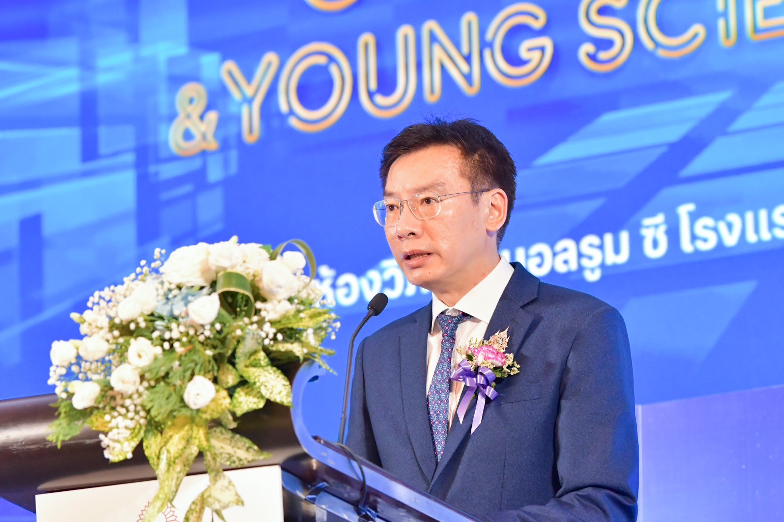 LINE ALBUM 13868 250813 12