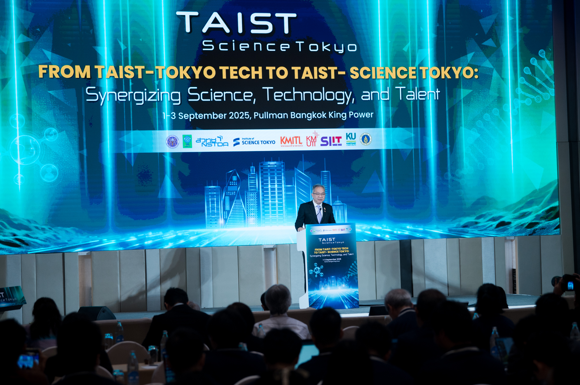 3 ศาสตราจารย์ ดร.ชูกิจ ลิมปิจำนงค์ 2 0