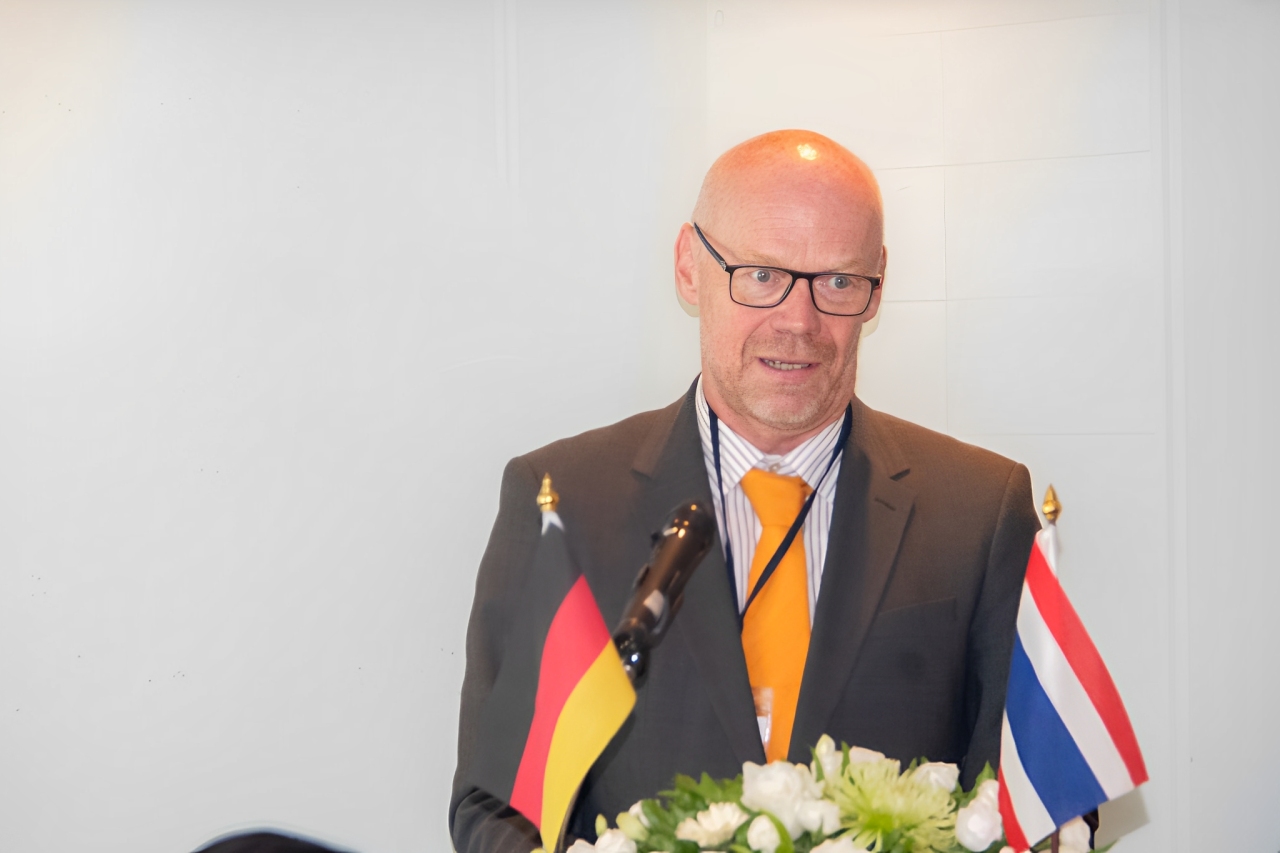 06 Prof. Dr. Uwe Rascher ผู้แทนจาก Jülich เยอรมัน