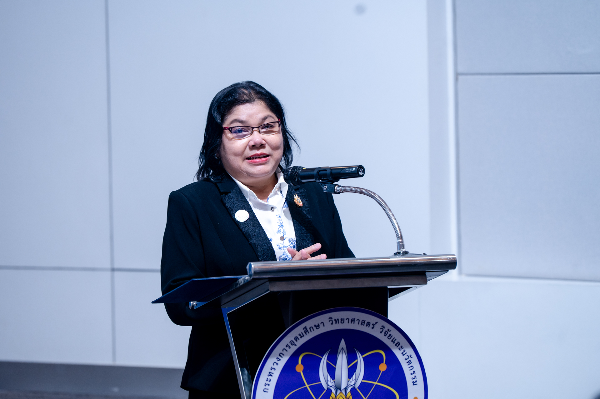 6 นางสาววรรณภา คล้ายสวน 0