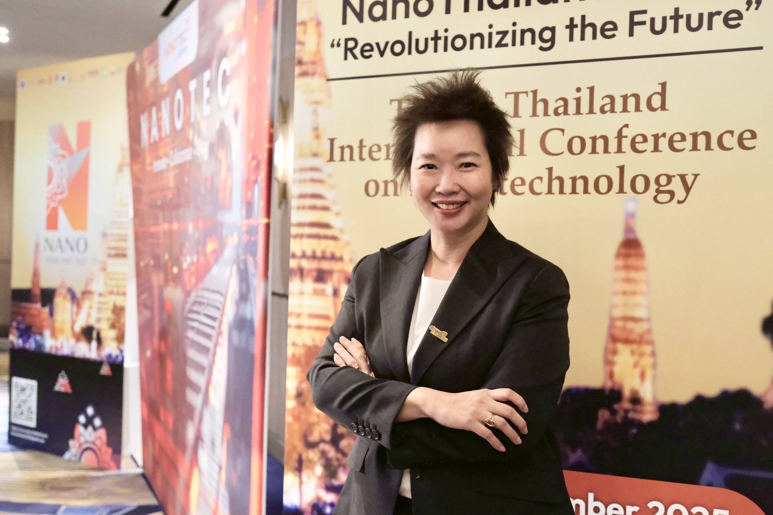 2 ดร.อุรชา รักษ์ตานนท์ชัย 2