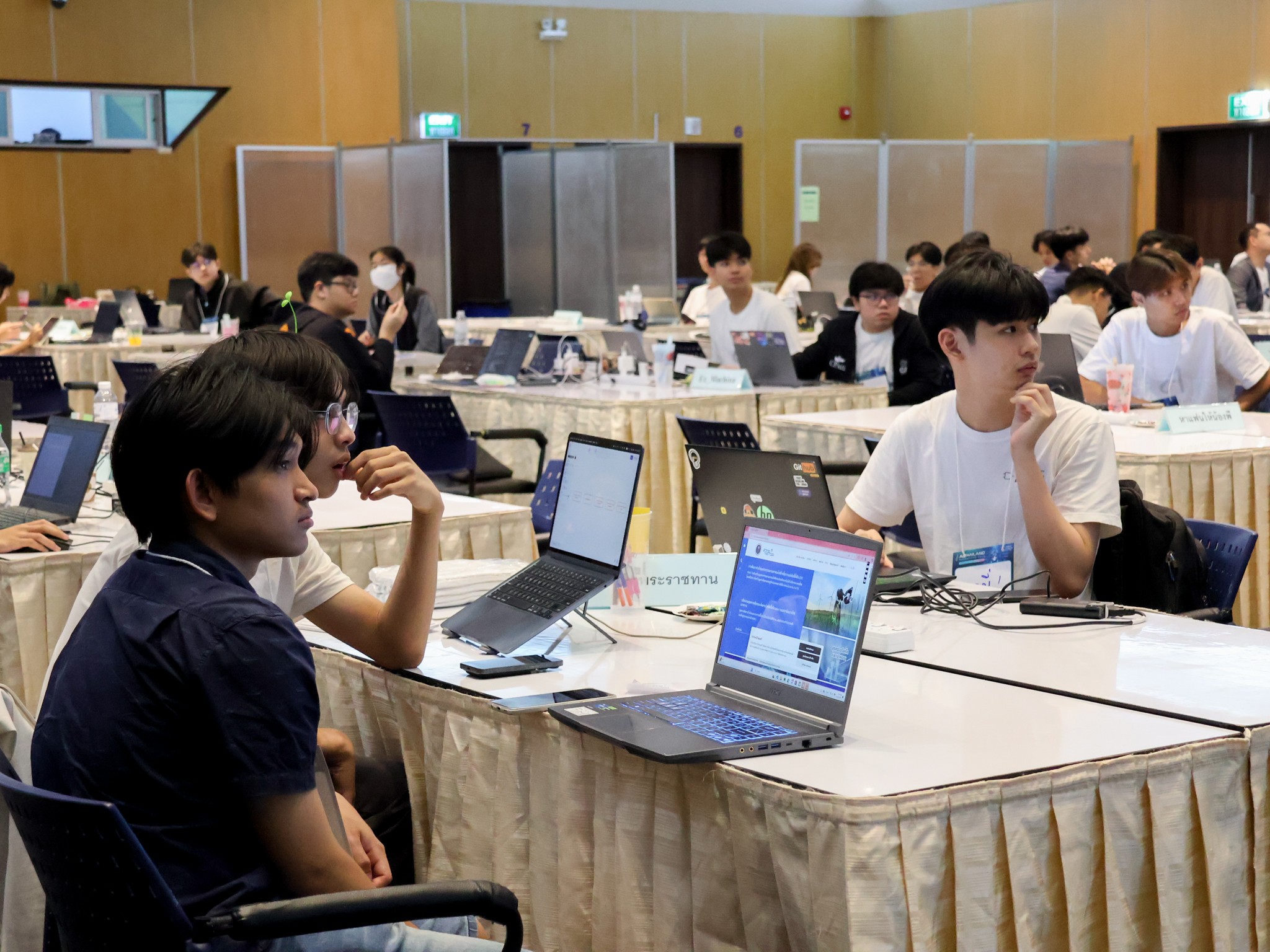 12 รอบชิงชนะเลิศ4