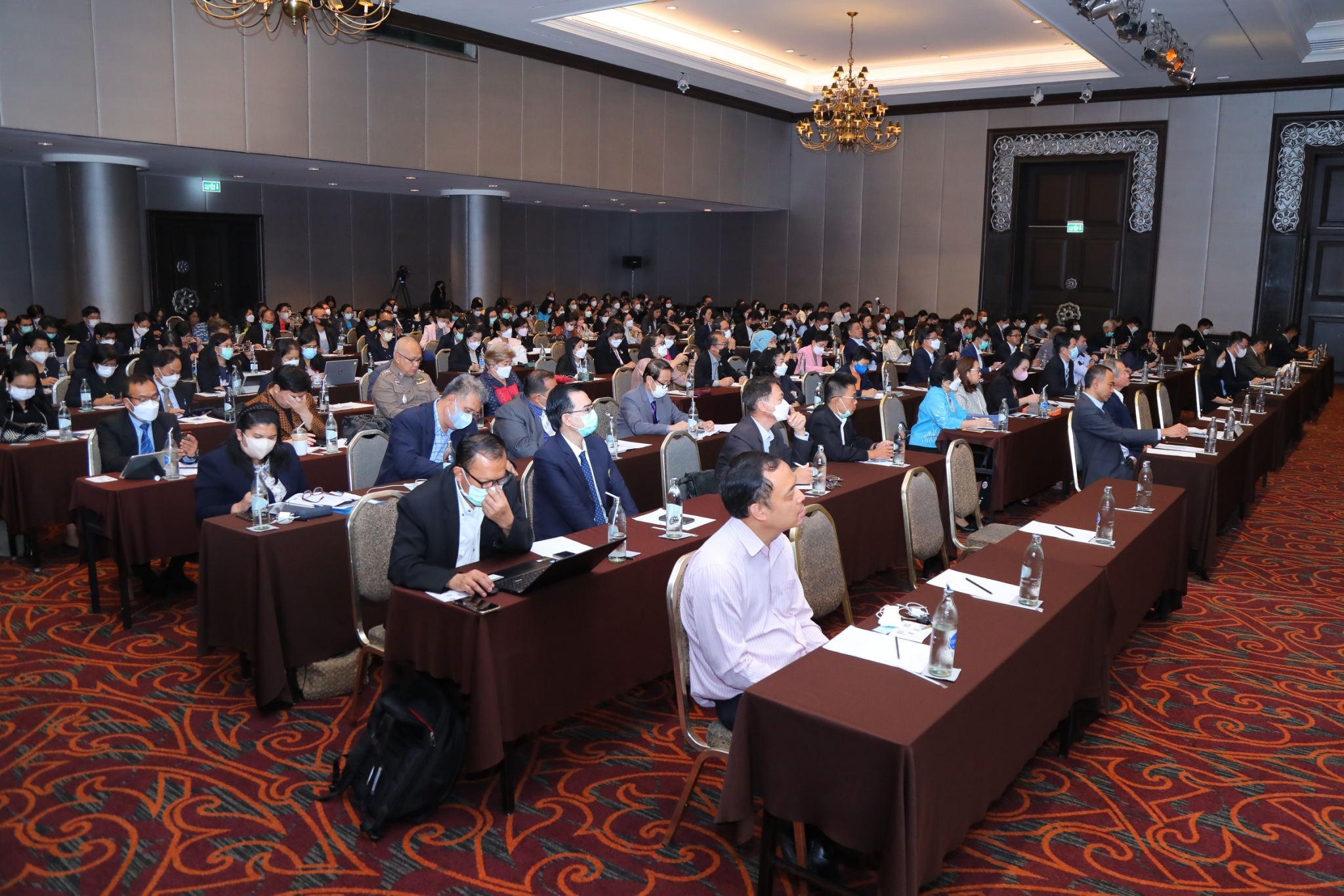 4823BDD1 51A9 4916 919E B2CE709E3AE8