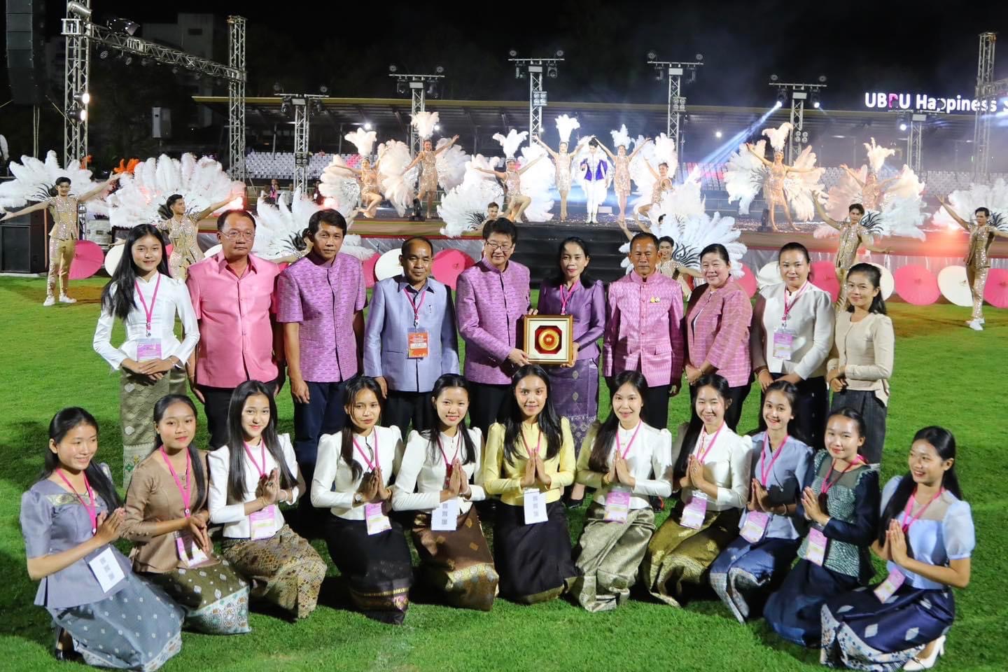 DD453436 775C 4D43 83A2 F0DDFEFAAC5A