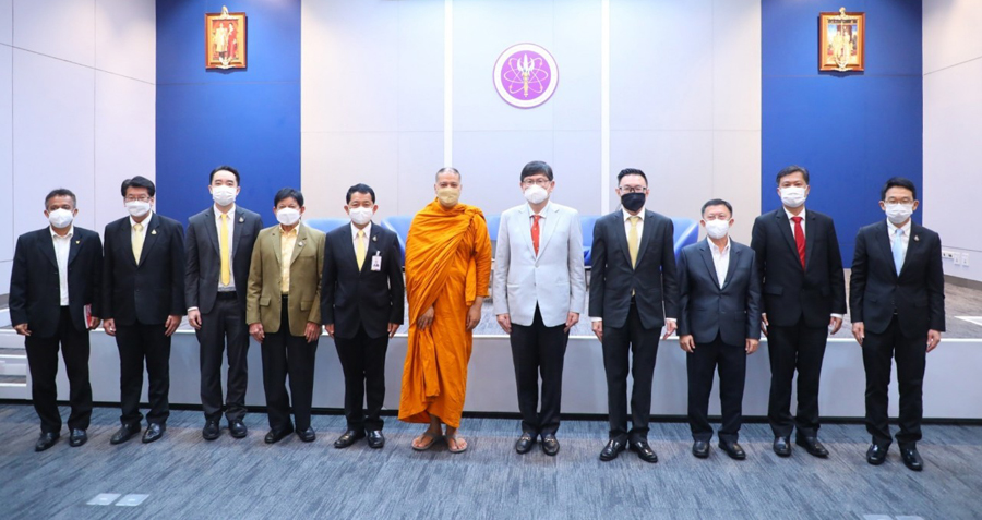 LINE ALBUM ธัชชา 18oct ๒๑๑๐๑๘ 7