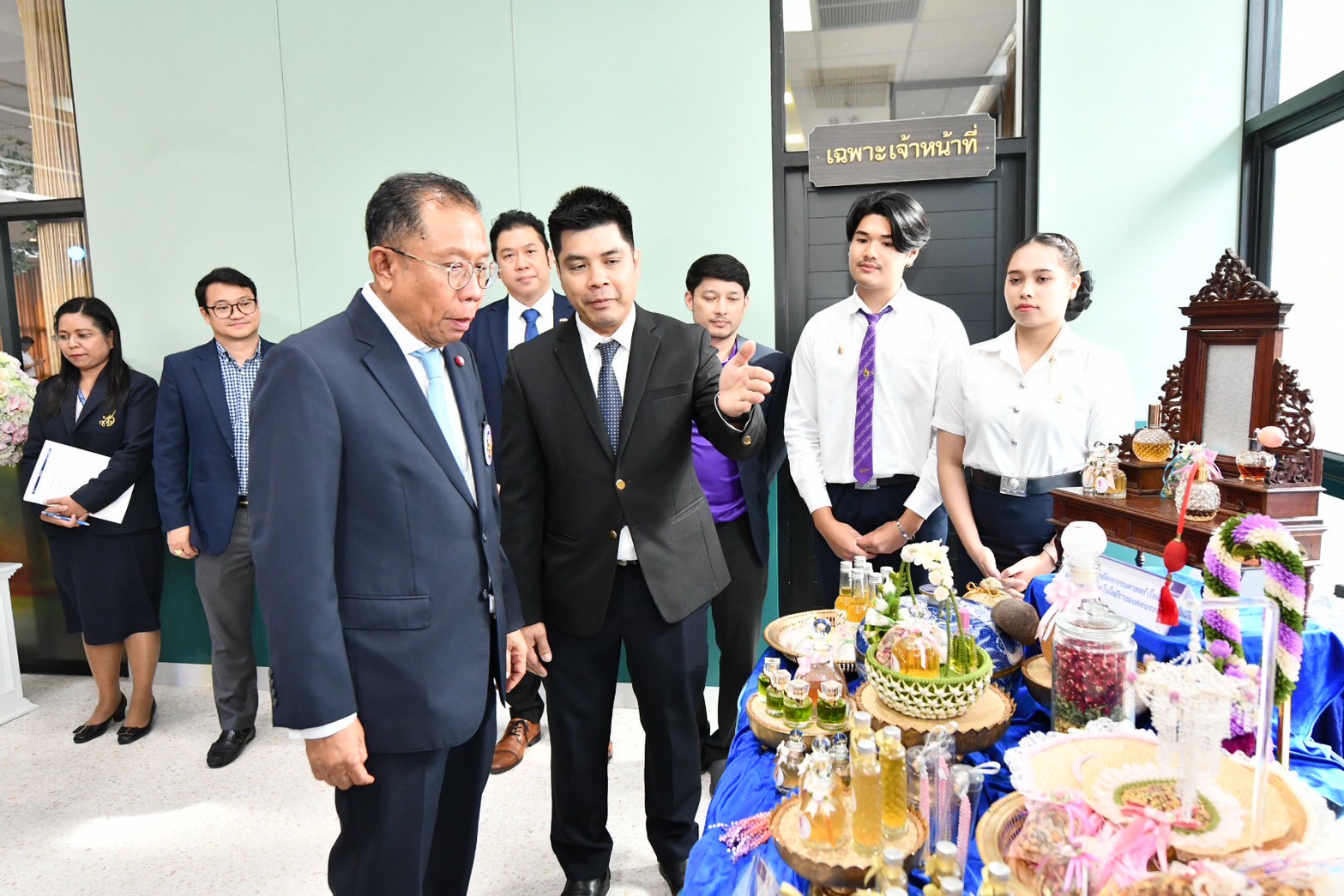 LINE ALBUM 14568 4 250515 6