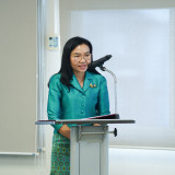 &quot;วราภรณ์&quot; ที่ปรึกษาด้านระบบบริหารการอุดมศึกษาฯ รับมอบทุนการศ ... พารามิเตอร์รูปภาพ 1