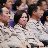 “สุณีย์” รองปลัดกระทรวง อว. ร่วมพิธีมอบเกียรติบัตรและเข็มเชิ ... พารามิเตอร์รูปภาพ 1