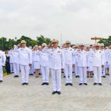 “สุรศักดิ์” ร่วมคณะรัฐมนตรี วางพวงมาลาน้อมรำลึก “วันนวมินทรม ... พารามิเตอร์รูปภาพ 2