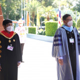 ในหลวง โปรดเกล้าฯ เจ้าฟ้าพัชรกิติยาภา เสด็จพระราชดำเนินแทนพร ... Image 3