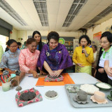 “ศุภมาส” เยี่ยมชมโครงการยกระดับการผลิตสินค้าอัตลักษณ์และเหมา ... พารามิเตอร์รูปภาพ 2